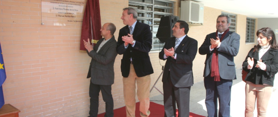 2011-03-07-inauguracioncolegio01.jpg