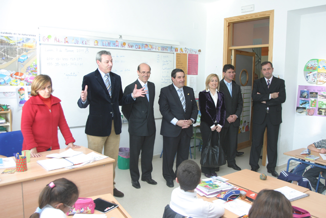 2011-03-07-inauguracioncolegio03