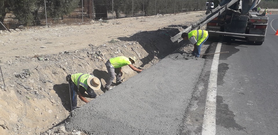 Obras acceso Paradas por carretera Marchena 2019