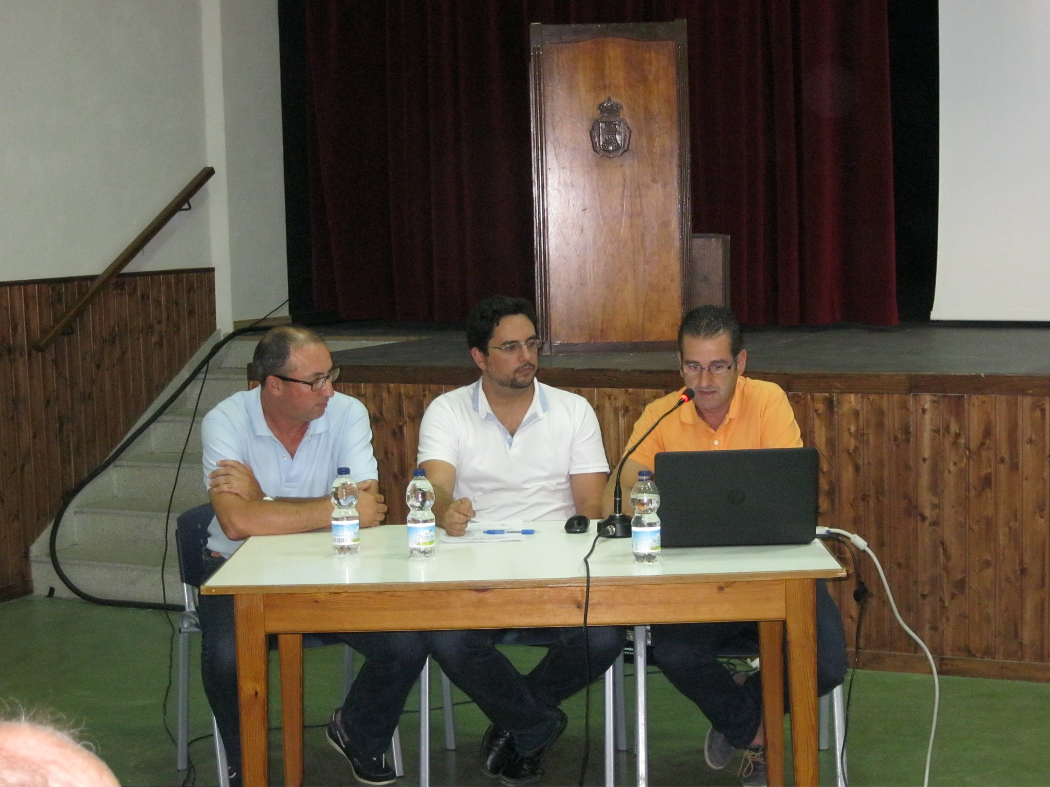 10353517_747891315275097_6512931404842986281_o