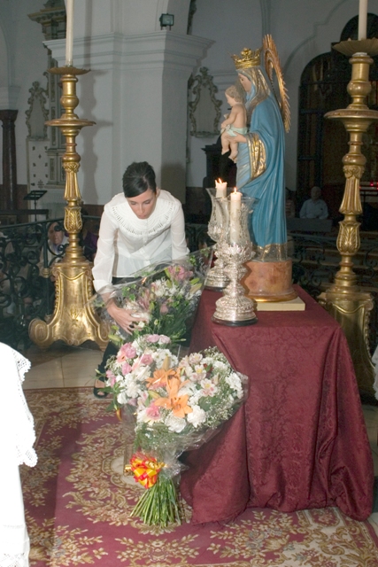 2009 octubre Ofrenda Pilar