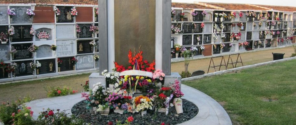 Cementerio_2012_01.JPG