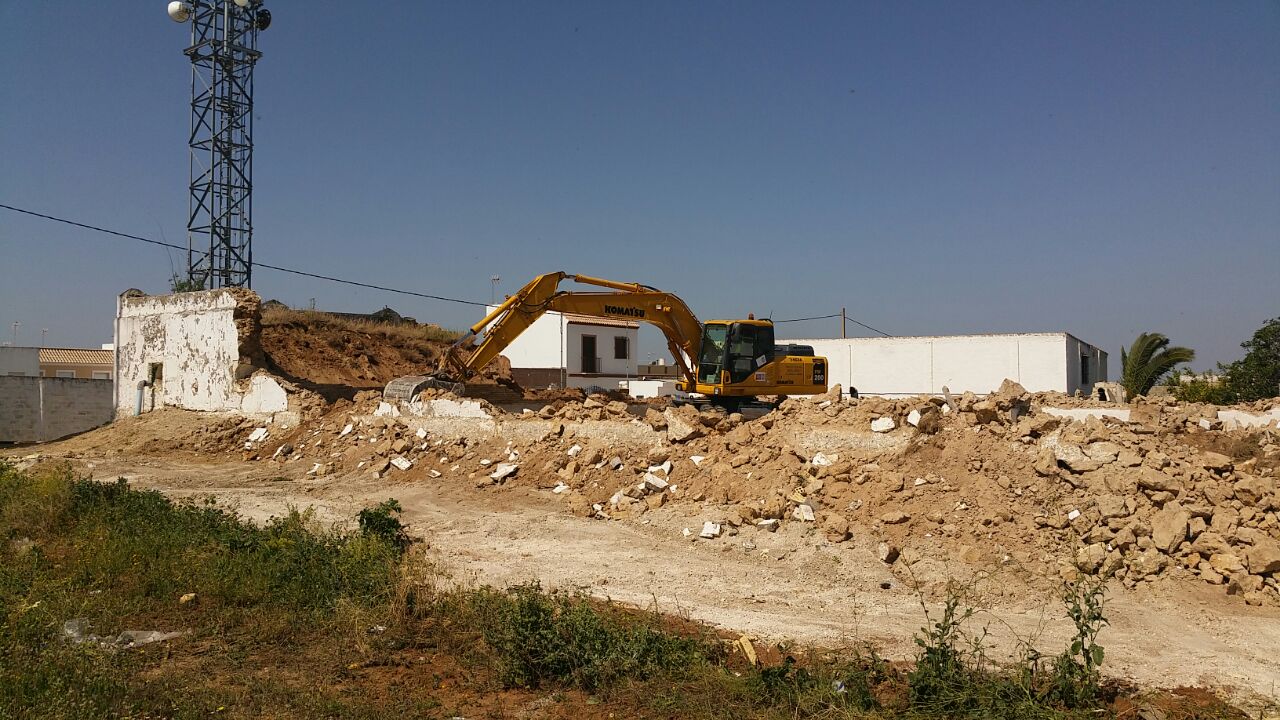 Derribo Deposito Aguas Paradas 1