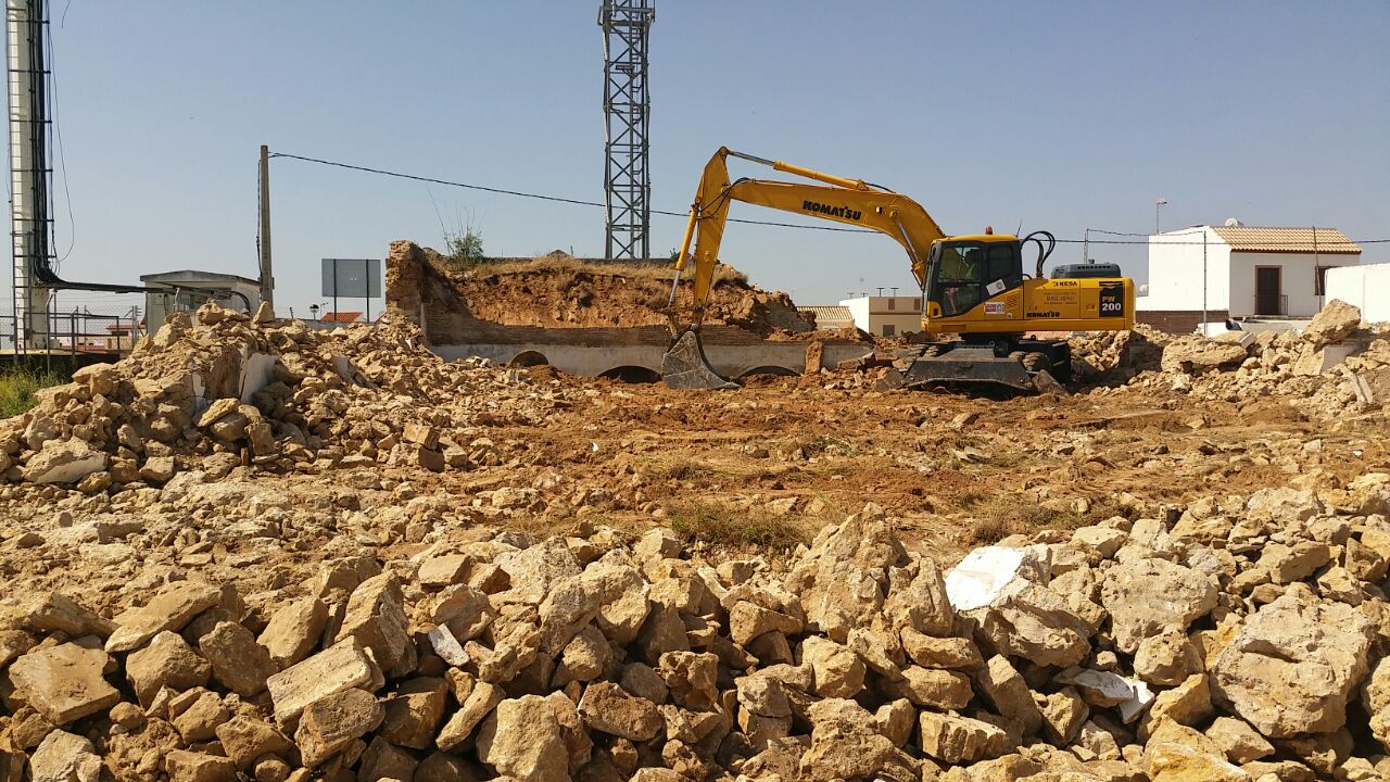 Derribo Deposito Aguas Paradas 2