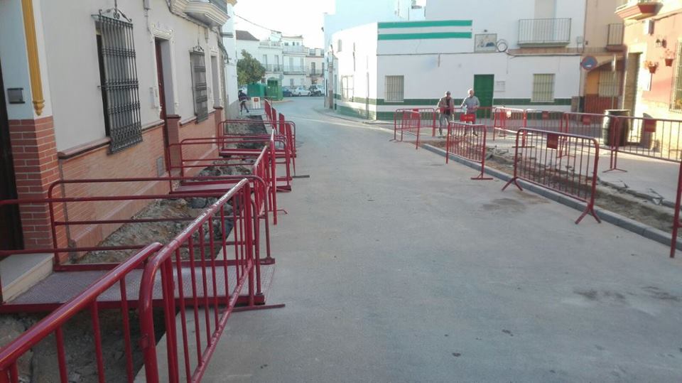 Obras calle Ermita y Benjamin Palencia 1