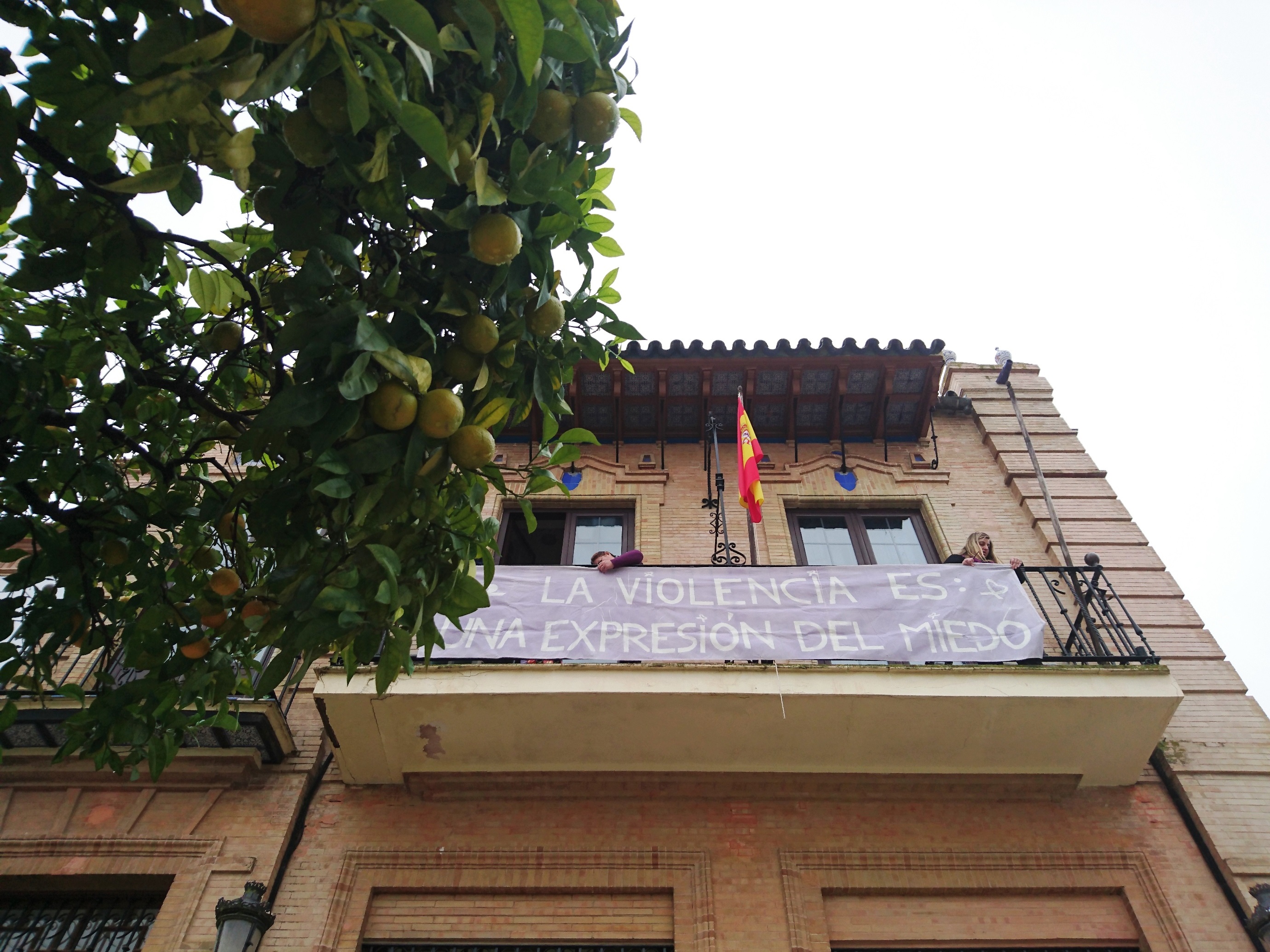 Pancarta violencia ayuntamiento 2016 2