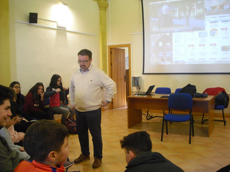 Sesion de grupo Parlamento Joven enero 2018 2